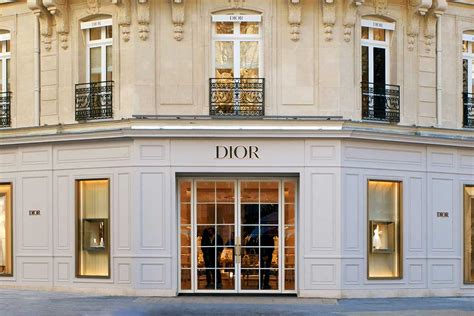 dior paris montaigne store|dior 30 montaigne east west.